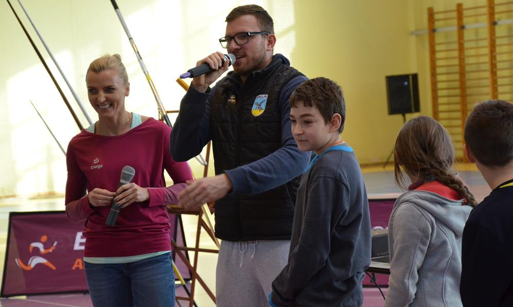 Chmielno. Młodzież spotkała się z mistrzyniami lekkoatletyki