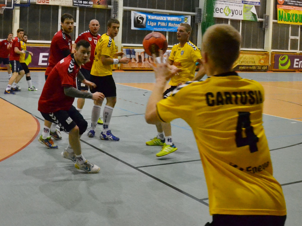 Piłka ręczna. GKS Żukowo znokautował Cartusię 30:13