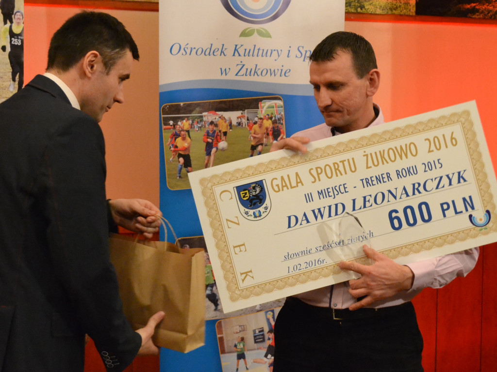 Żukowo. Gala Sportu. Najlepsi zawodnicy, trenerzy, drużyny nagrodzeni