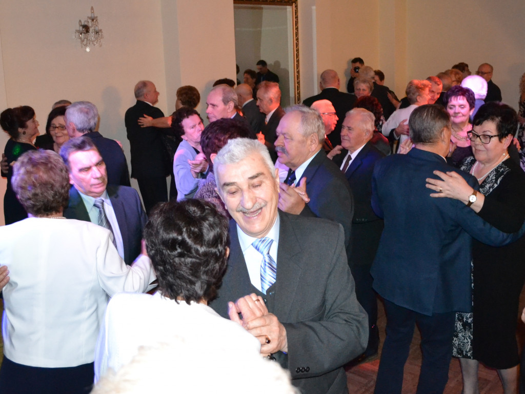 Kartuzy. Roztańczony Bal Seniora. Tak bawili się emeryci i renciści