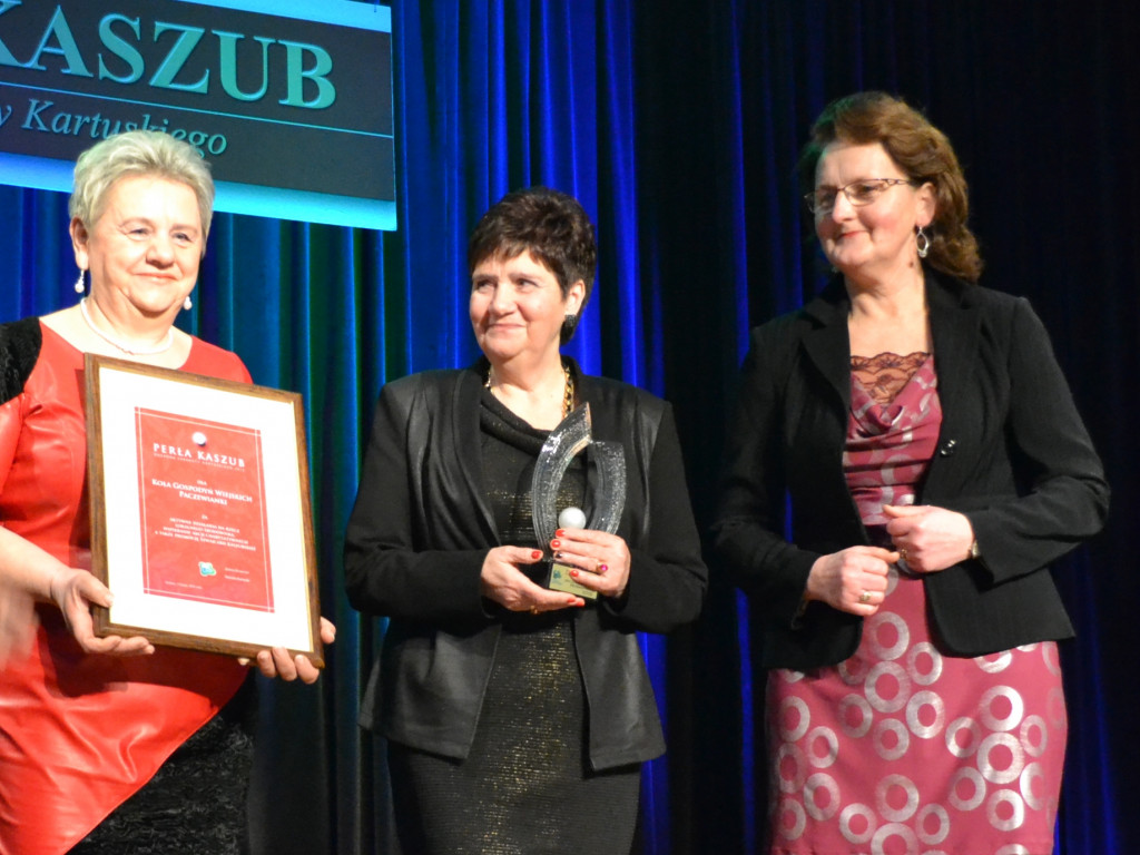 Perły Kaszub za 2015 rok przyznane. Superperły dla Marcopolu i wójta Stężycy