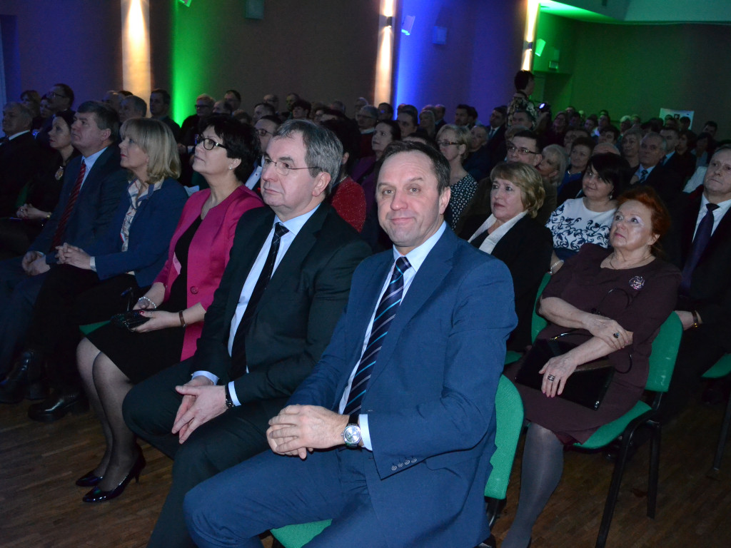 Perły Kaszub za 2015 rok przyznane. Superperły dla Marcopolu i wójta Stężycy