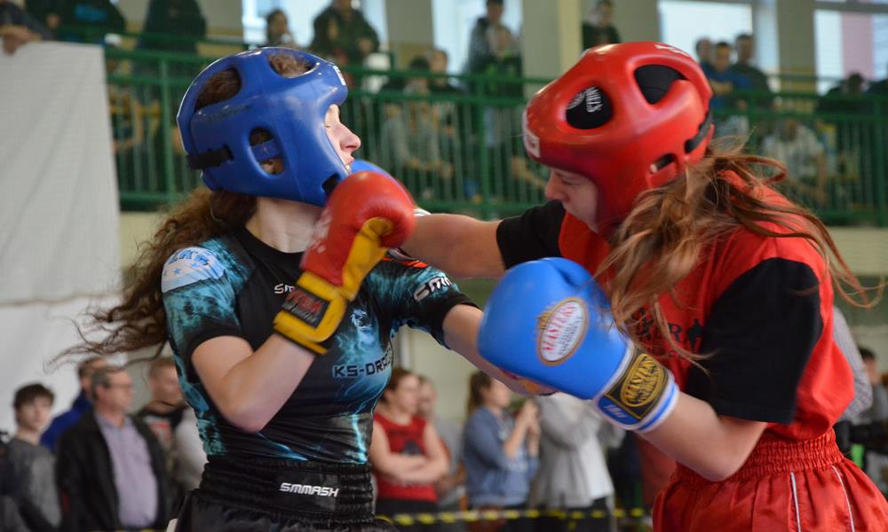 Mistrzostwa Polski w kickboxingu juniorów i seniorów kick-light