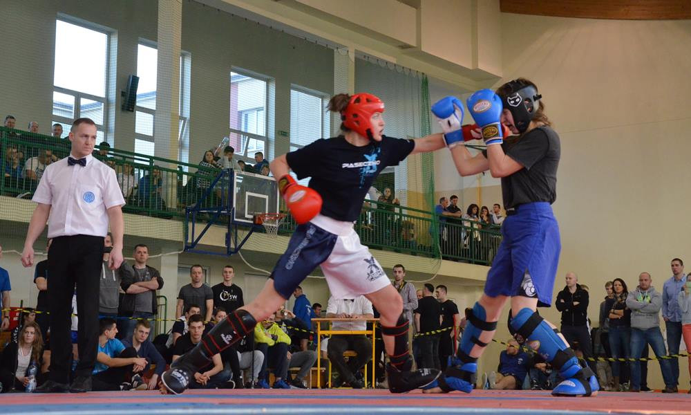 Mistrzostwa Polski w kickboxingu juniorów i seniorów kick-light
