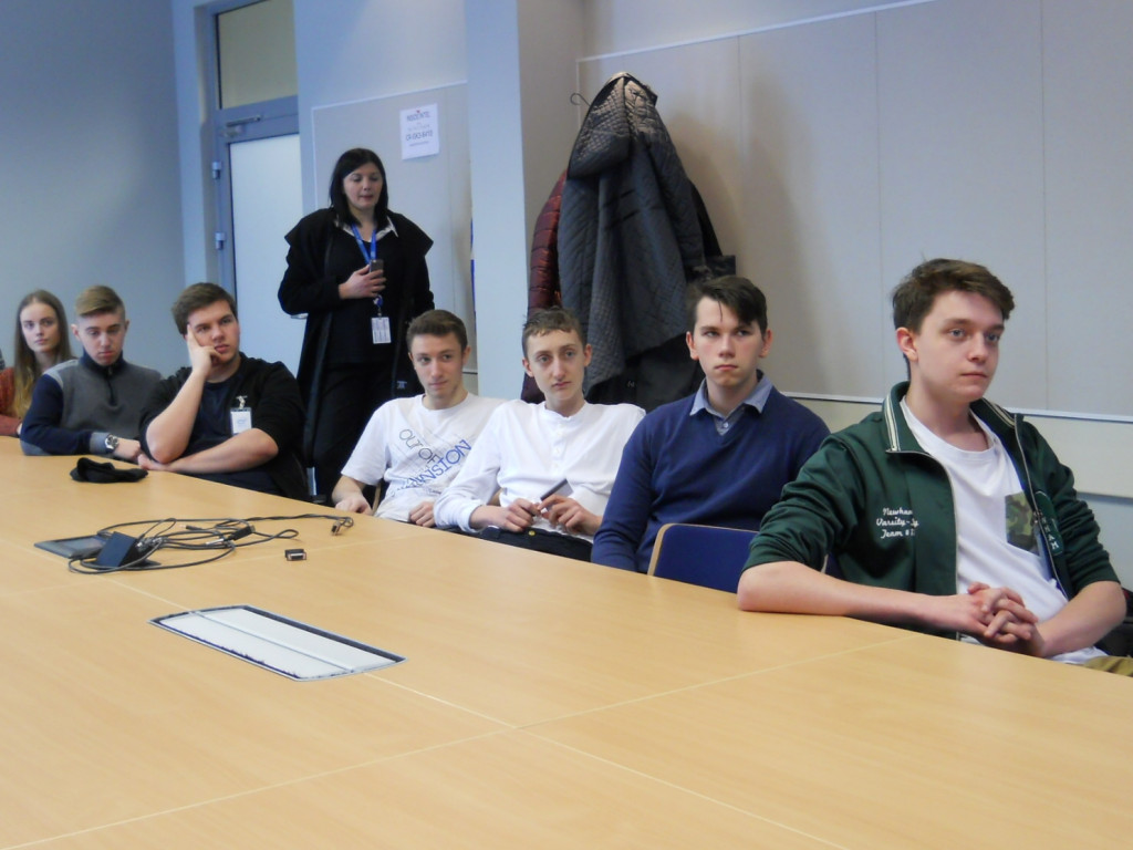 Licealiści z Klasztornej z wizytą w Gdańskiej Dolinie Krzemowej