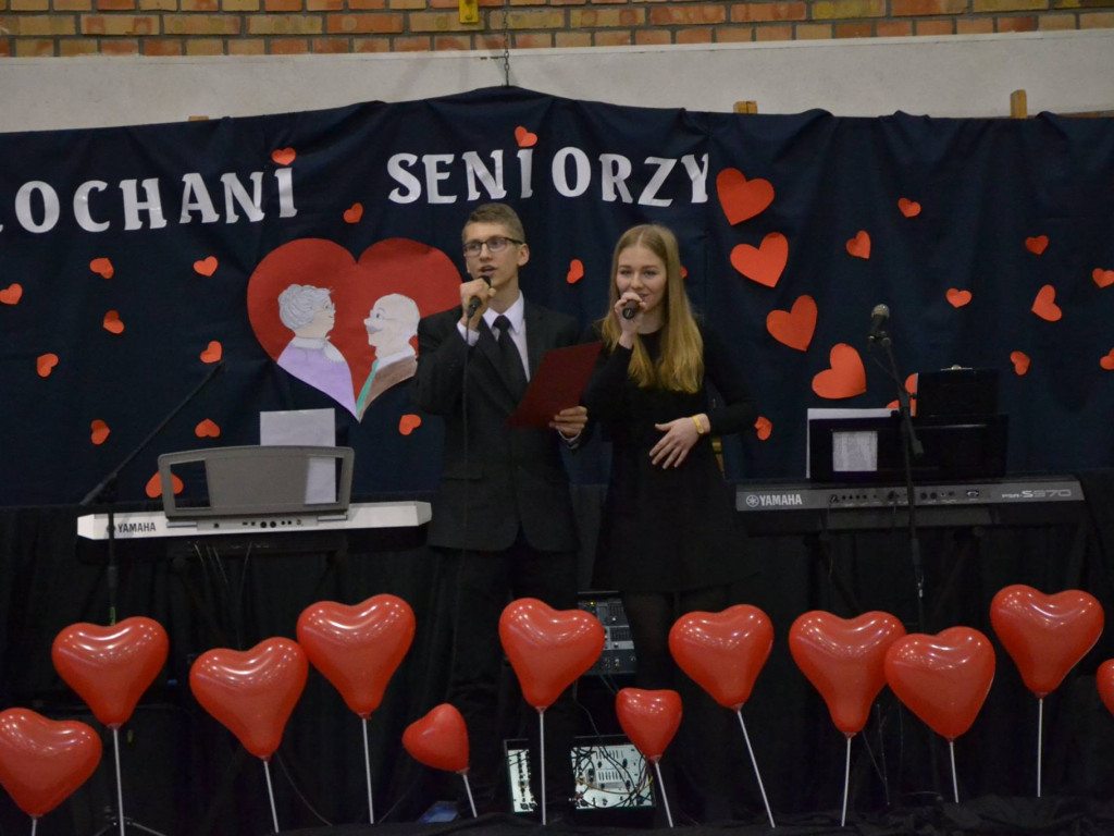 Żukowo. Prawie 400 najstarszych mieszkańców bawiło się na Balu Seniora