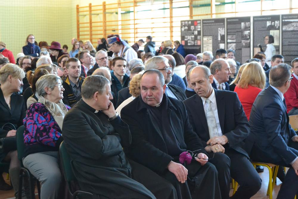 Pomieczyno. Przypomnieli straszną historię jeńców Stutthofu. 