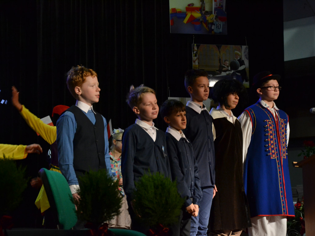 Kartuzy. Szkoła Podstawowa nr 2 świętowała 65-lecie istnienia