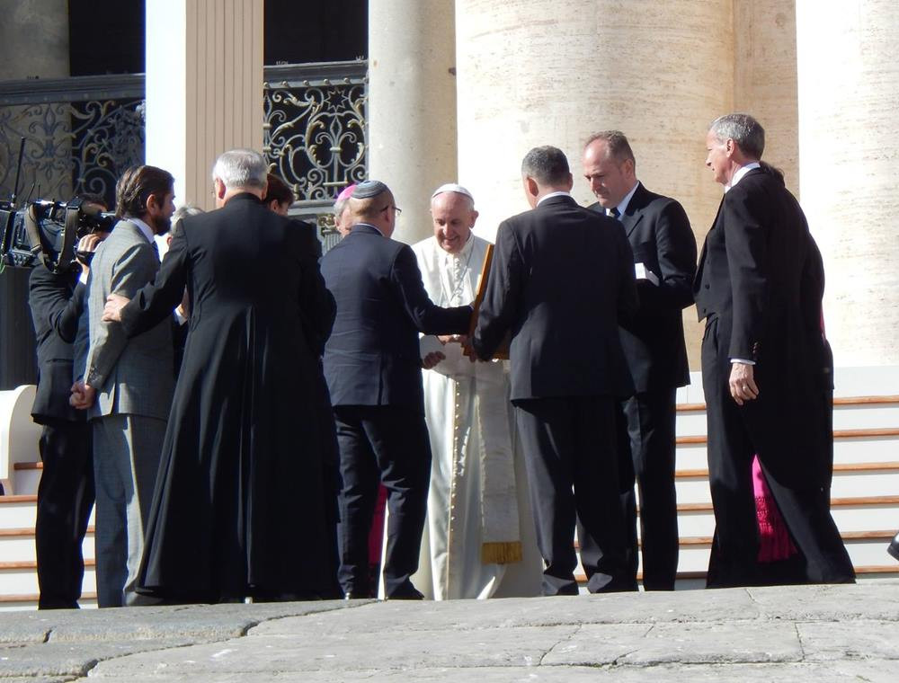 Pielgrzymi z Sianowa na audiencji u papieża. Zainspirował ich Arek
