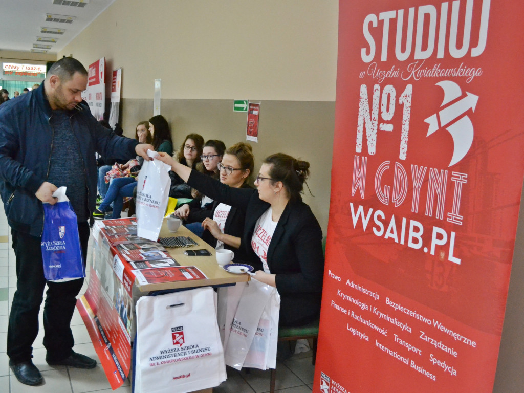 Kartuzy. Uczelnie z całej Polski prezentowały swoje kierunki studiów