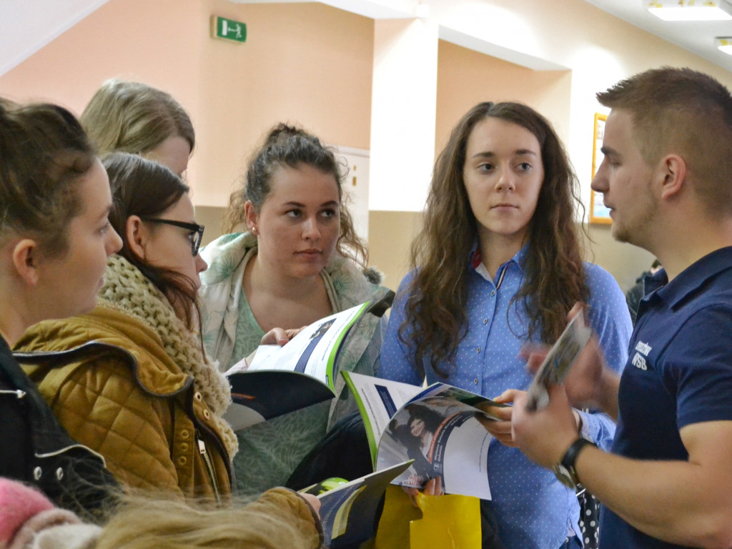 Kartuzy. Uczelnie z całej Polski prezentowały swoje kierunki studiów