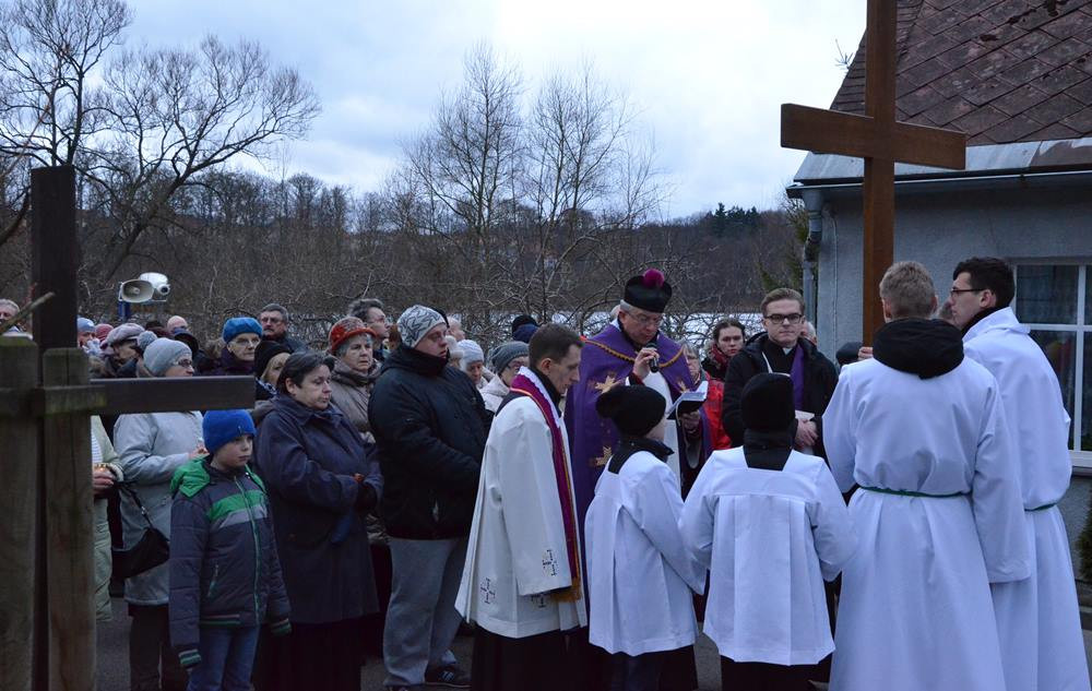 Kartuzy. Droga krzyżowa ulicami miasta