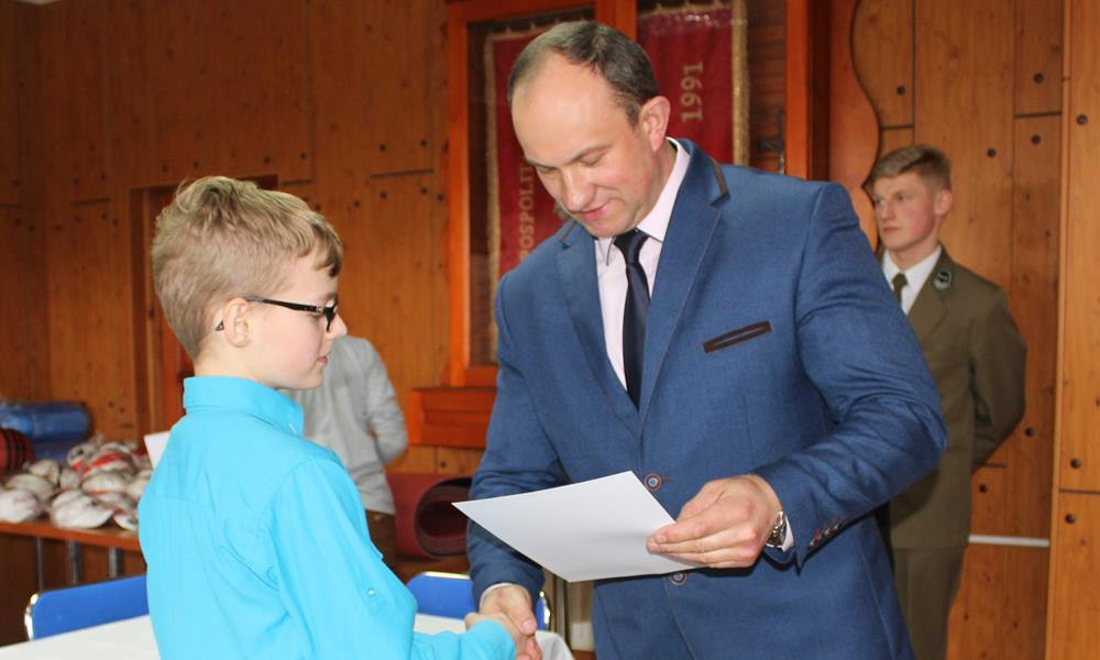 Sulęczyno. Uczniowie poznają zasady postępowania w przypadku pożaru