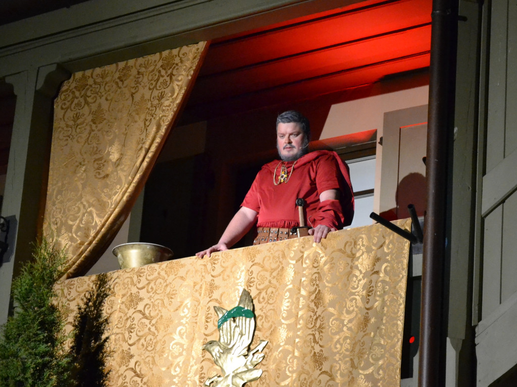 Żukowo. Poruszające Misterium Męki Pańskiej w nocnej scenerii