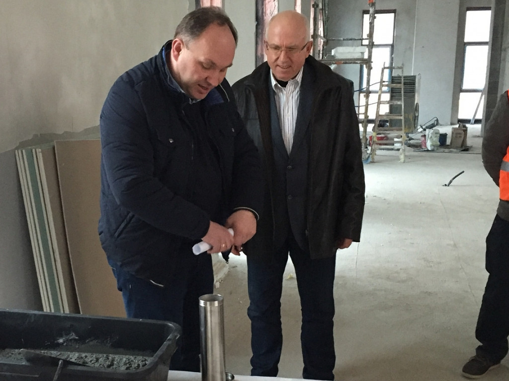 Stężyca. Wmurowano akt erekcyjny pod budowę Urzędu Gminy