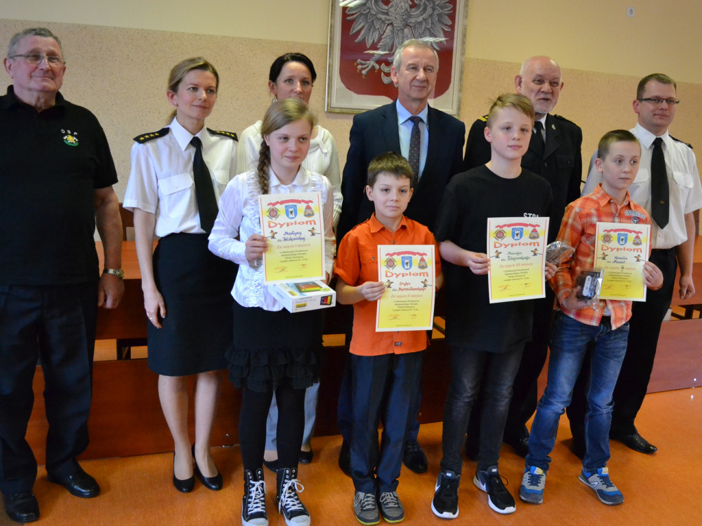 Kartuzy. Powiatowy Turniej Wiedzy Pożarniczej rozstrzygnięty. Dziewczyny górą!