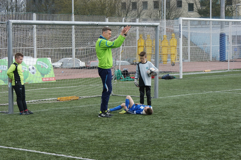 Dziewczęta z Kamienicy Szlacheckiej zajęły 1., a chłopcy z Kartuz 3. miejsce w turnieju o Puchar Tymbarku