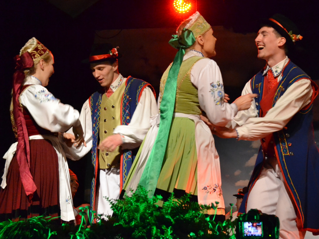 Kartuzy. Zespół Pieśni i Tańca 