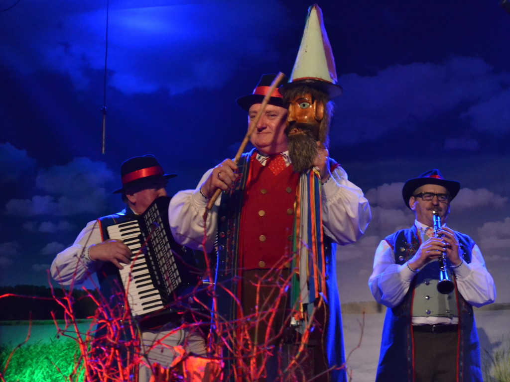 Kartuzy. Zespół Pieśni i Tańca 