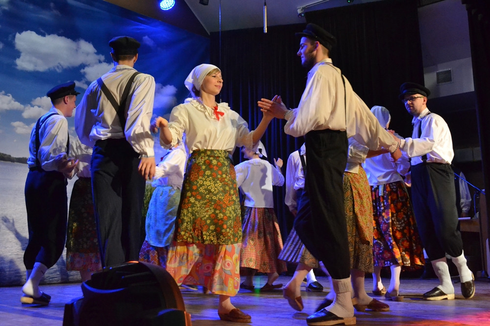 Kartuzy. Zespół Pieśni i Tańca 