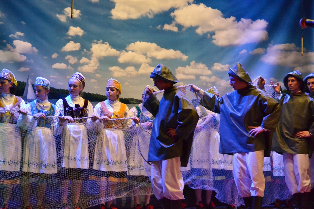 Kartuzy. Zespół Pieśni i Tańca 