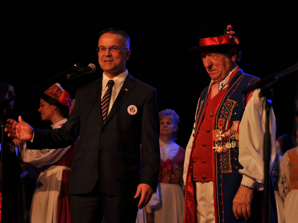 Kartuzy. Zespół Pieśni i Tańca 