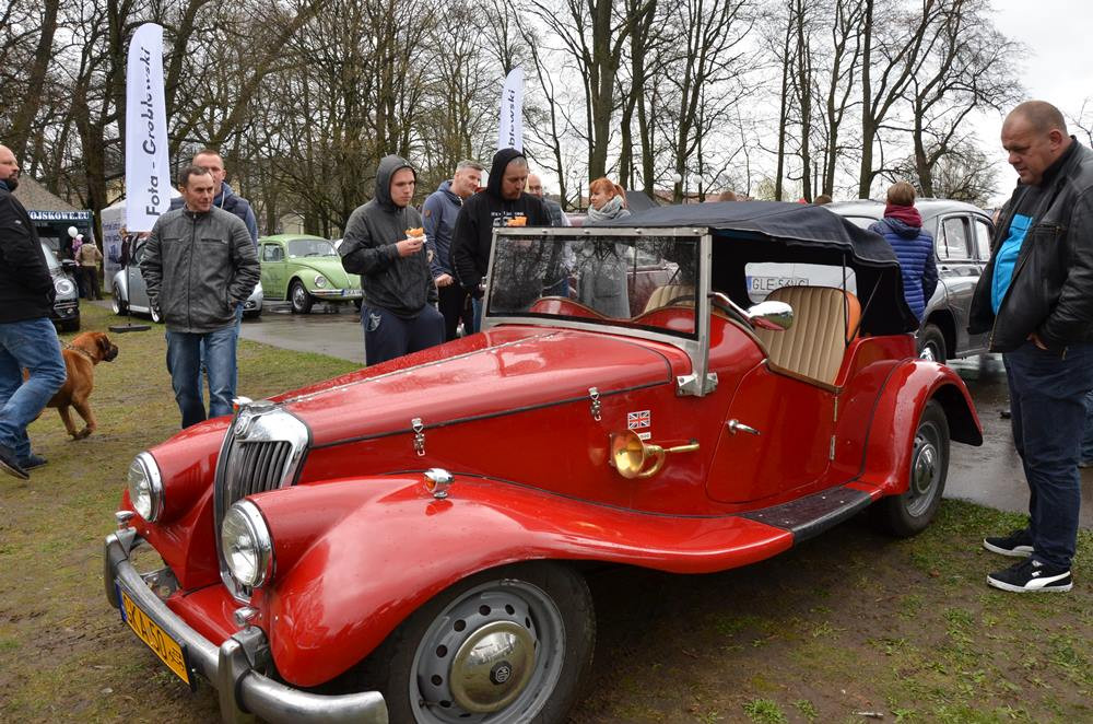 Kartuzy. Classówka dla miłośników motoryzacji. Było co podziwiać
