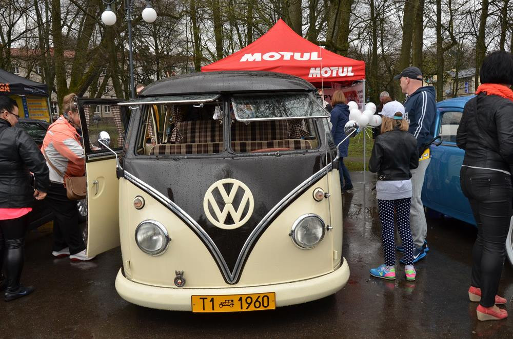 Kartuzy. Classówka dla miłośników motoryzacji. Było co podziwiać