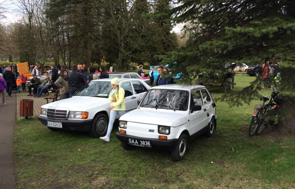 Kartuzy. Classówka dla miłośników motoryzacji. Było co podziwiać
