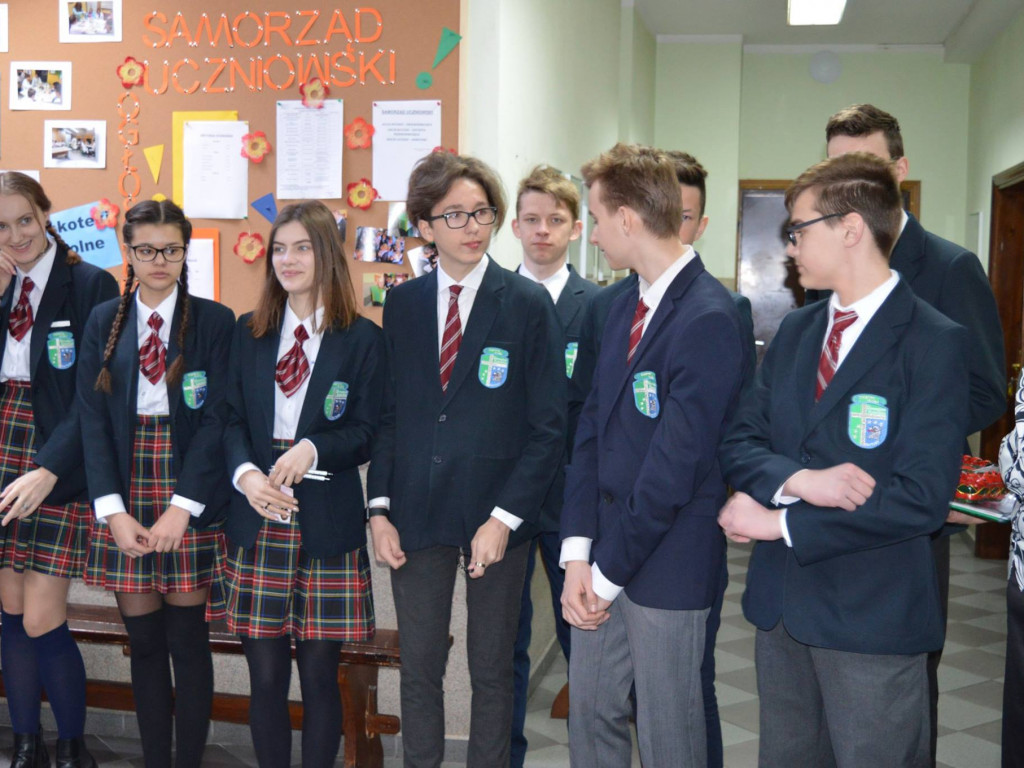 Powiat. 1567 gimnazjalistów rozpoczęło egzaminacyjny maraton