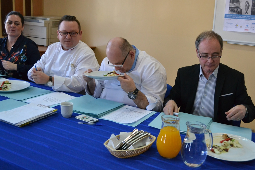 Somonino. Reprezentanci czterech krajów przyrządzali fantazyjne potrawy z ryb i owoców morza