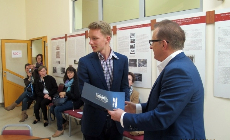 Najlepsi uczniowie i studenci z gm. Przodkowo nagrodzeni stypendiami