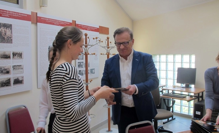 Najlepsi uczniowie i studenci z gm. Przodkowo nagrodzeni stypendiami