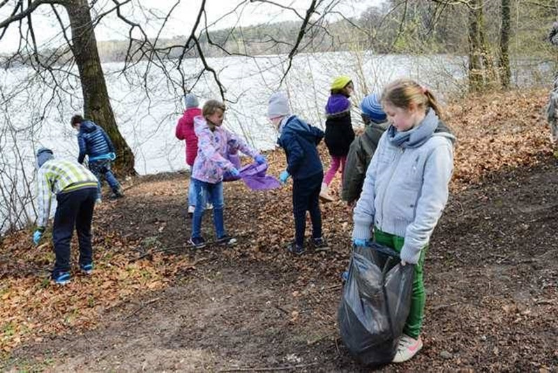 Powiat. Tak wyglądała akcja sprzątania kaszubskich jezior