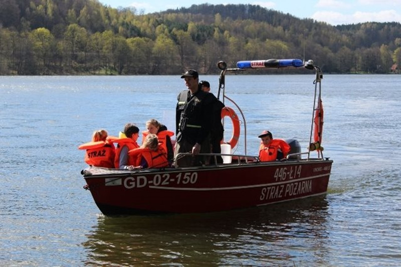 Powiat. Tak wyglądała akcja sprzątania kaszubskich jezior