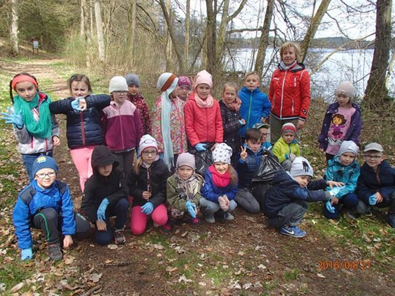 Powiat. Tak wyglądała akcja sprzątania kaszubskich jezior