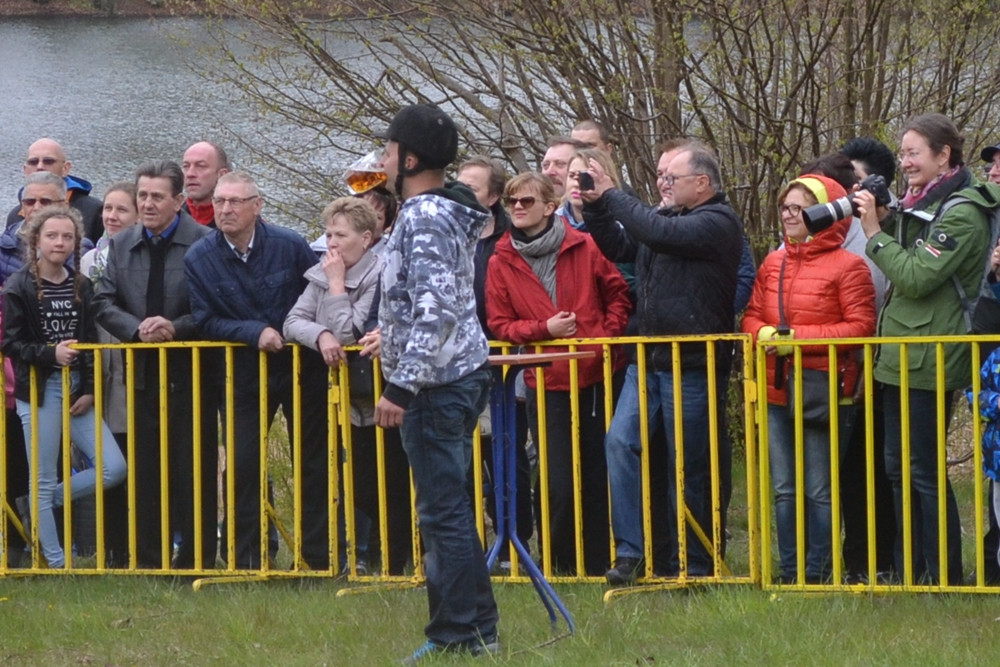 Widowiskowe zawody kaszubskich woźniców w Ostrzycach