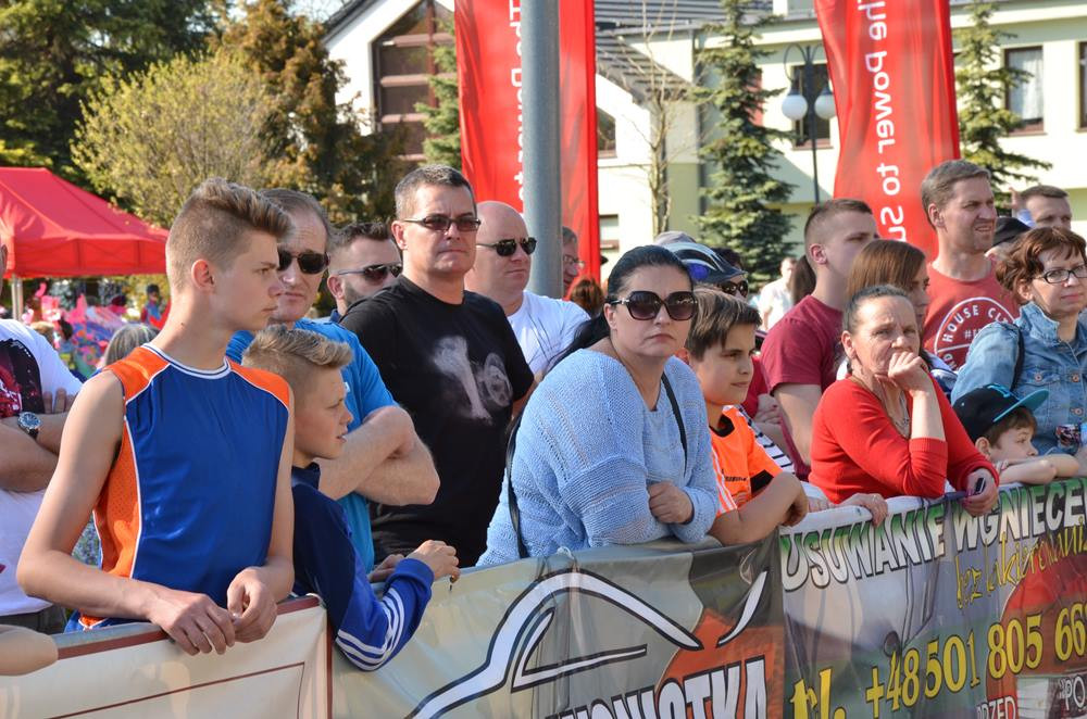 Kartuzy. Majówka ze strongmanami