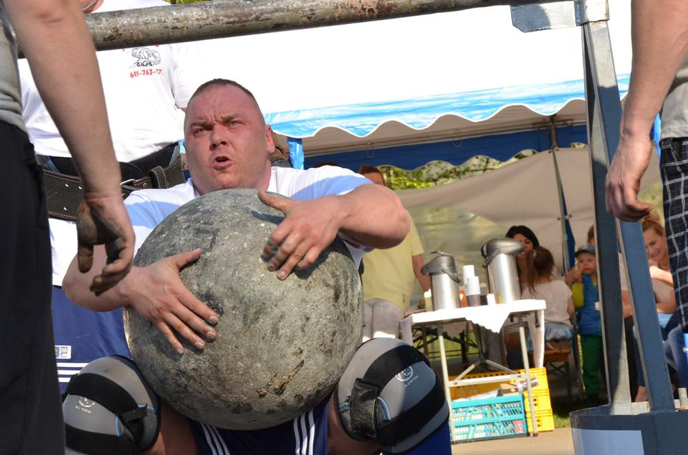 Kartuzy. Majówka ze strongmanami