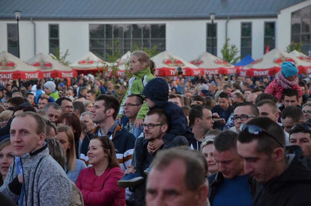Stężyca. Przebojowa Majówka. Tłumy pod sceną i mnóstwo atrakcji
