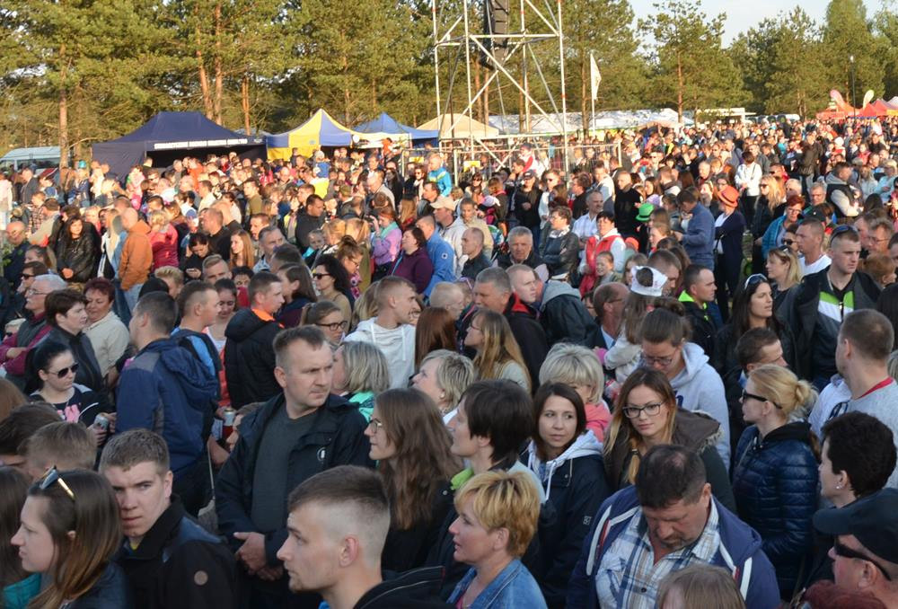 Stężyca. Przebojowa Majówka. Tłumy pod sceną i mnóstwo atrakcji