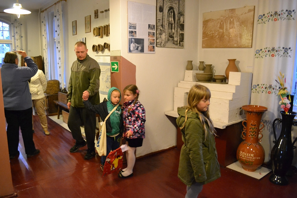 Noc Muzeów w Kartuzach. Muzeum Kaszubskie przyciągnęło sporo odwiedzających