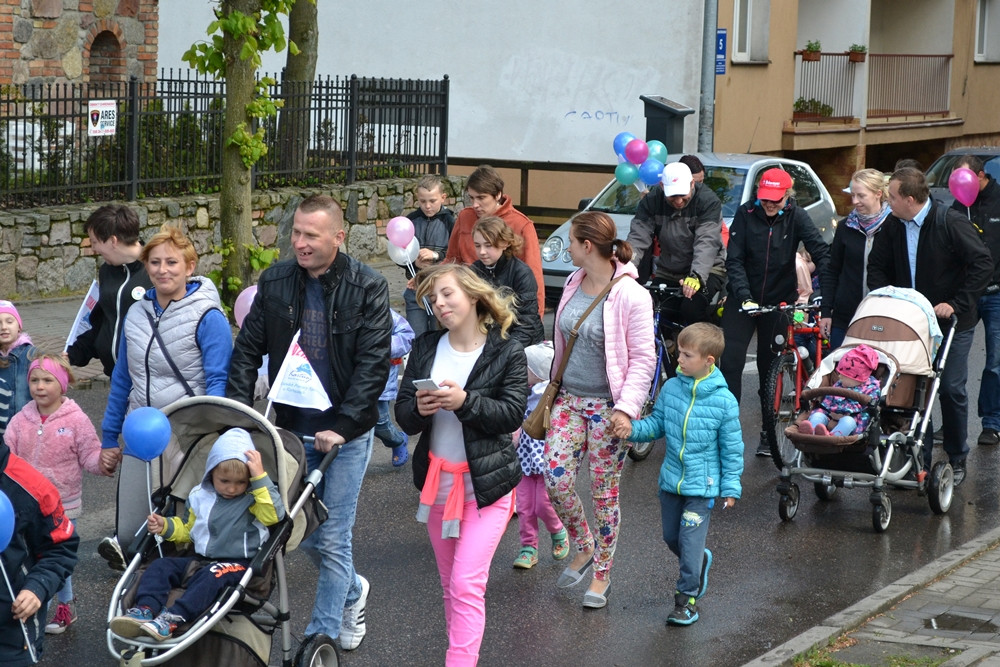 Kartuzy. Deszczowy, ale radosny festyn z okazji Dnia Rodziny