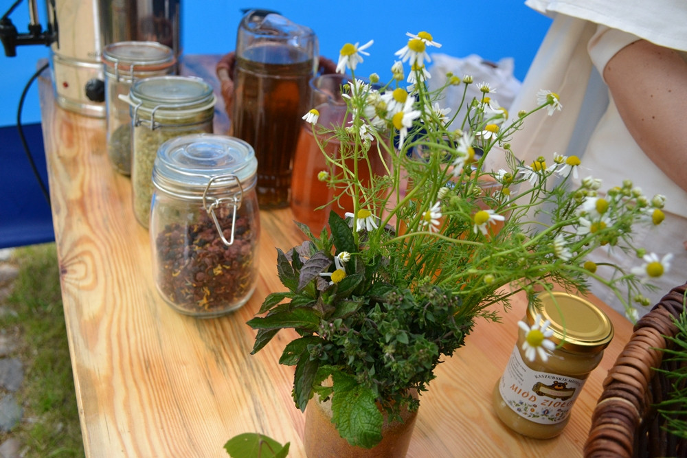 Żukowo. Noc Muzeów. Zwiedzający przenieśli się do czasów norbertanek
