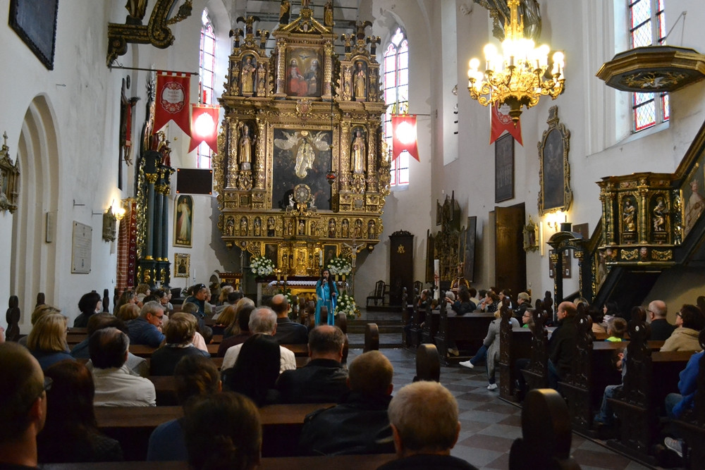 Żukowo. Noc Muzeów. Zwiedzający przenieśli się do czasów norbertanek