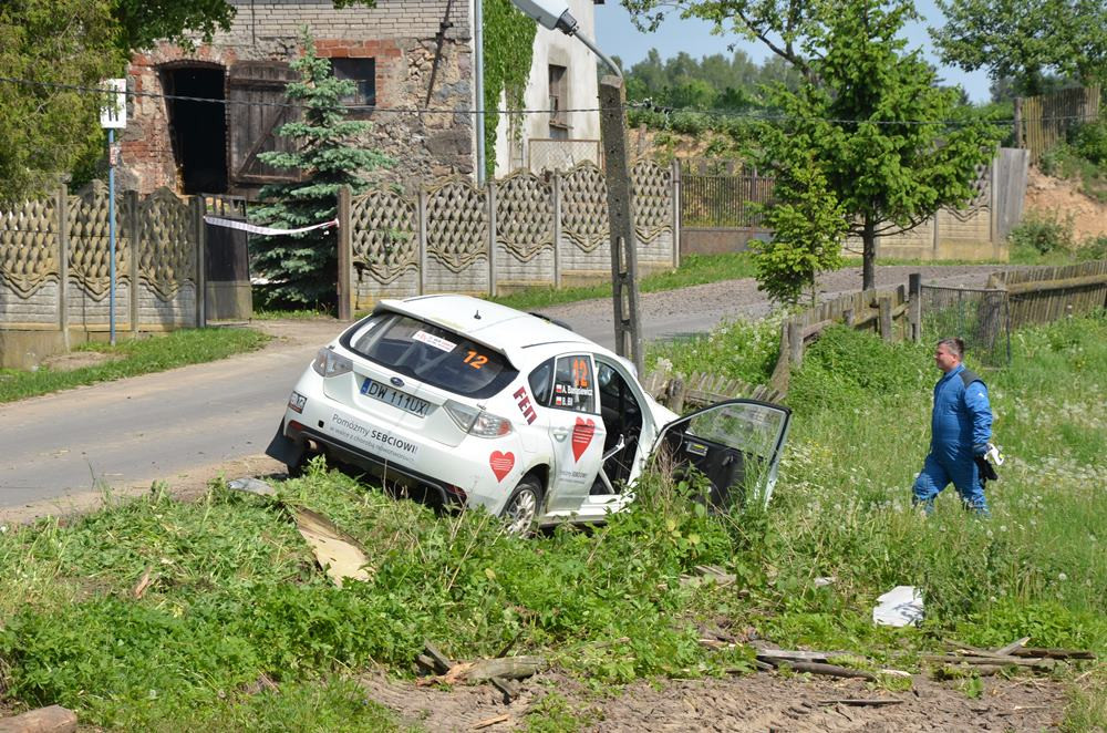 Rajd Kaszub 2016. Kierowcy ścigali się po kaszubskich szutrach