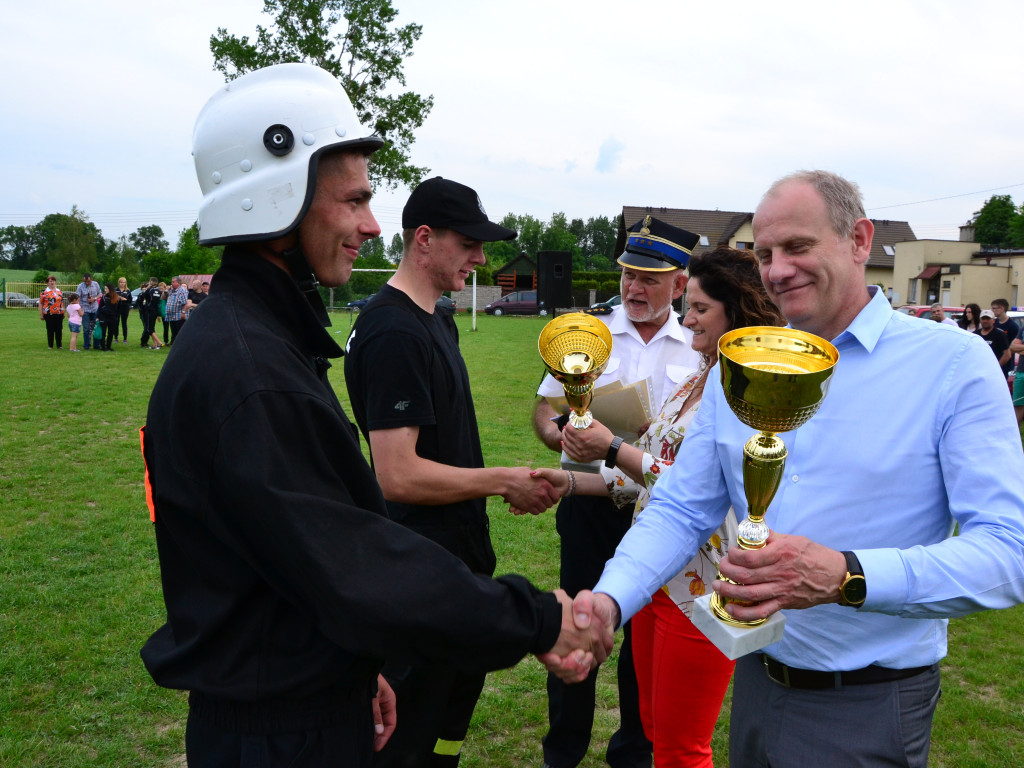 Leźno. Strażacy z gm. Żukowo rywalizowali w zawodach sportowo-pożarniczych