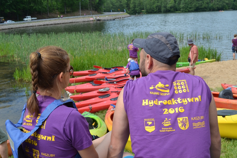 Hydroaktywni 2016. Kajakarze ścigali się na Jez. Węgorzyno i rzece Słupi