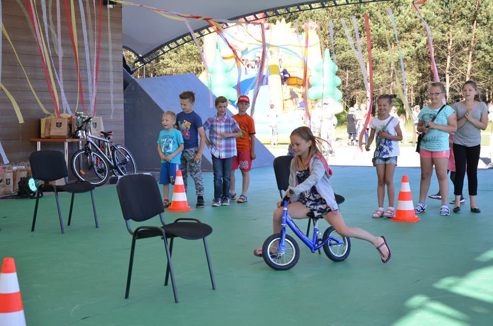 Stężyca. Zabawa dla najmłodszych i emocjonujący konkurs na Małą Miss Lata 2016