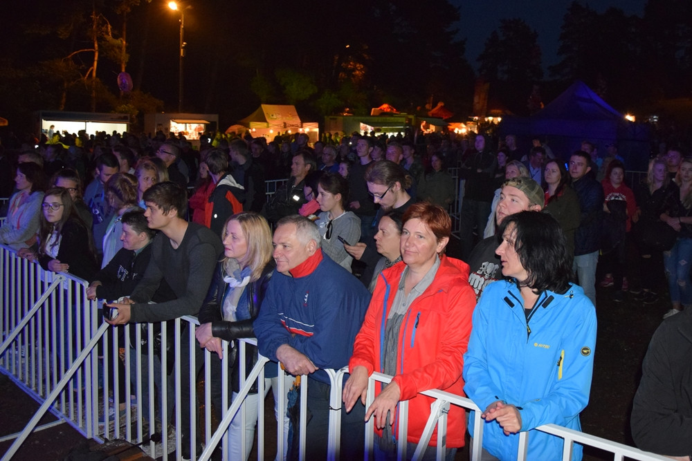 Żukowo. Elektryczne Gitary wystąpiły na finał deszczowych Sobótek